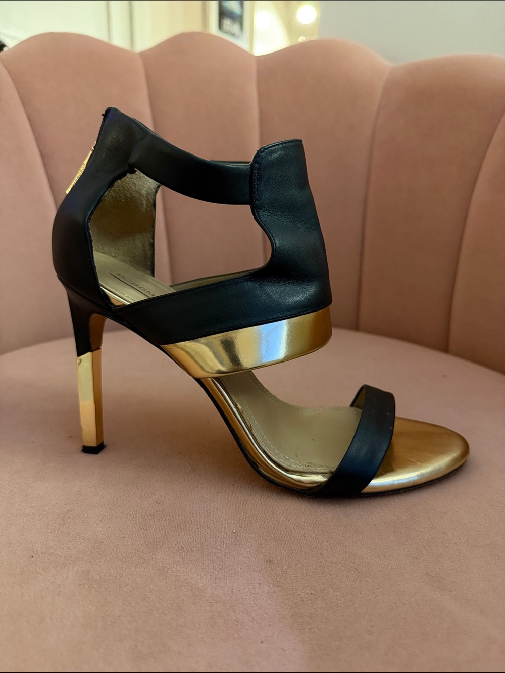 BCBGMAXAZRIA Black Leather Gold Metallic High Heel Sandals, size 9